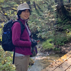 高山めぐみ