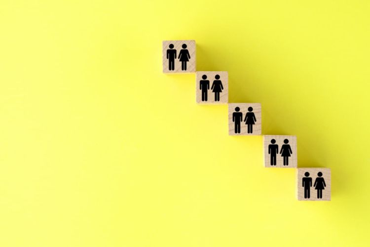 日本の農業人口はどう推移している？　農業現場へ与える影響とは